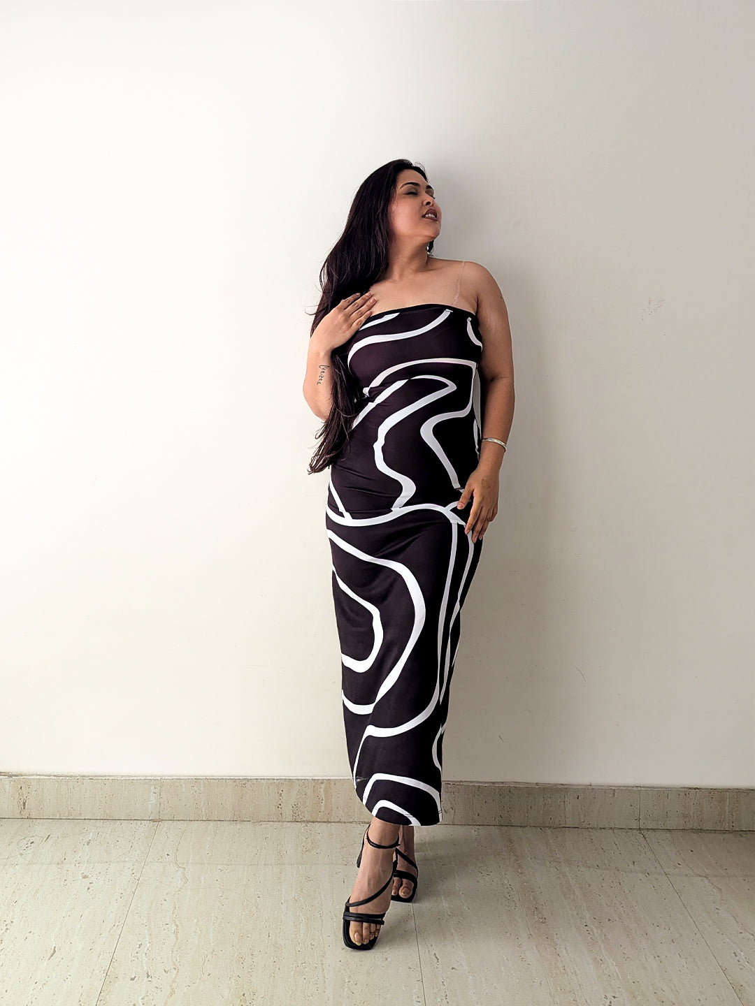 Cheekee Noir Wave Strapless Maxi Dress 🖤🤍