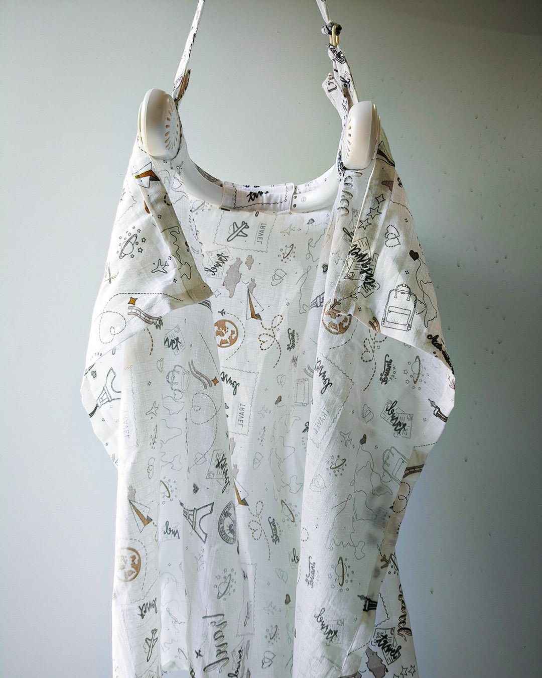 4Mom Nursing Cover – Breathable & Comfortable